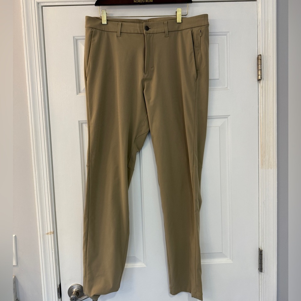 lululemon athletica Men's Commission Pant Slim Fit 34” x 32” Khaki
